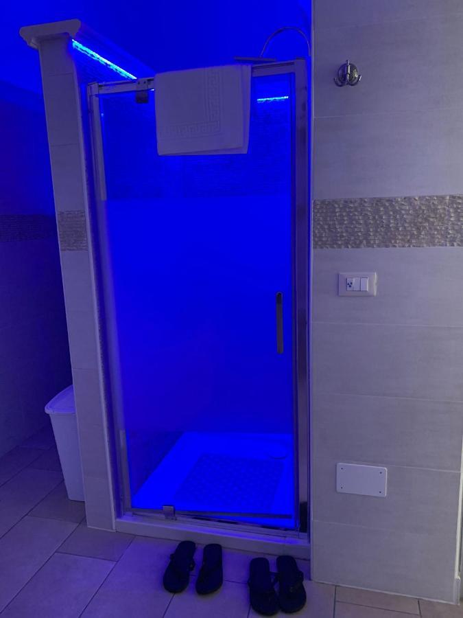 V&M Suite Con Jacuzzi 奥斯图尼 外观 照片