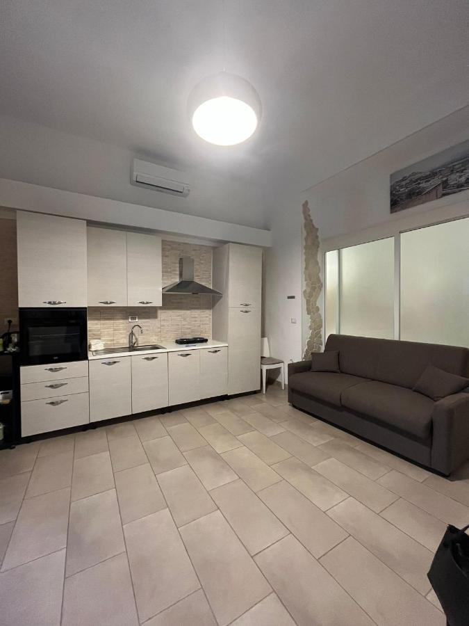 V&M Suite Con Jacuzzi 奥斯图尼 外观 照片