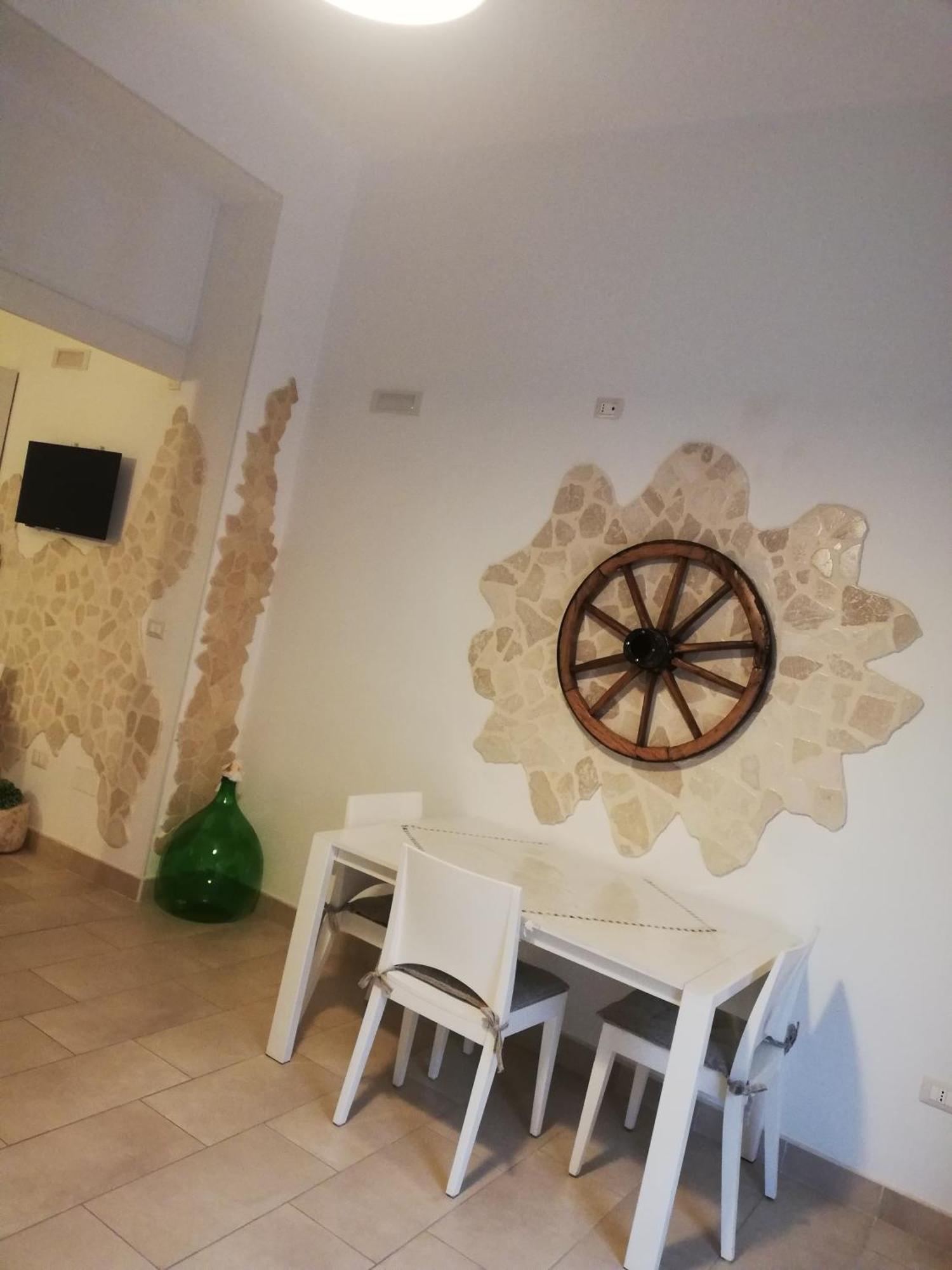 V&M Suite Con Jacuzzi 奥斯图尼 客房 照片